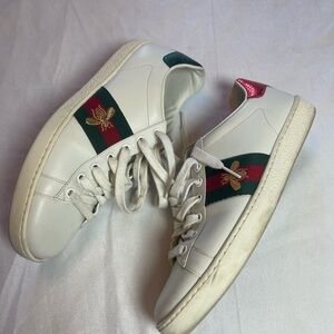 Gucci White Sneakers with Green and Red Accents